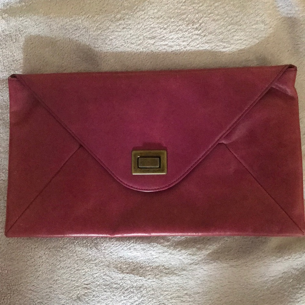 Hobo International Clutch